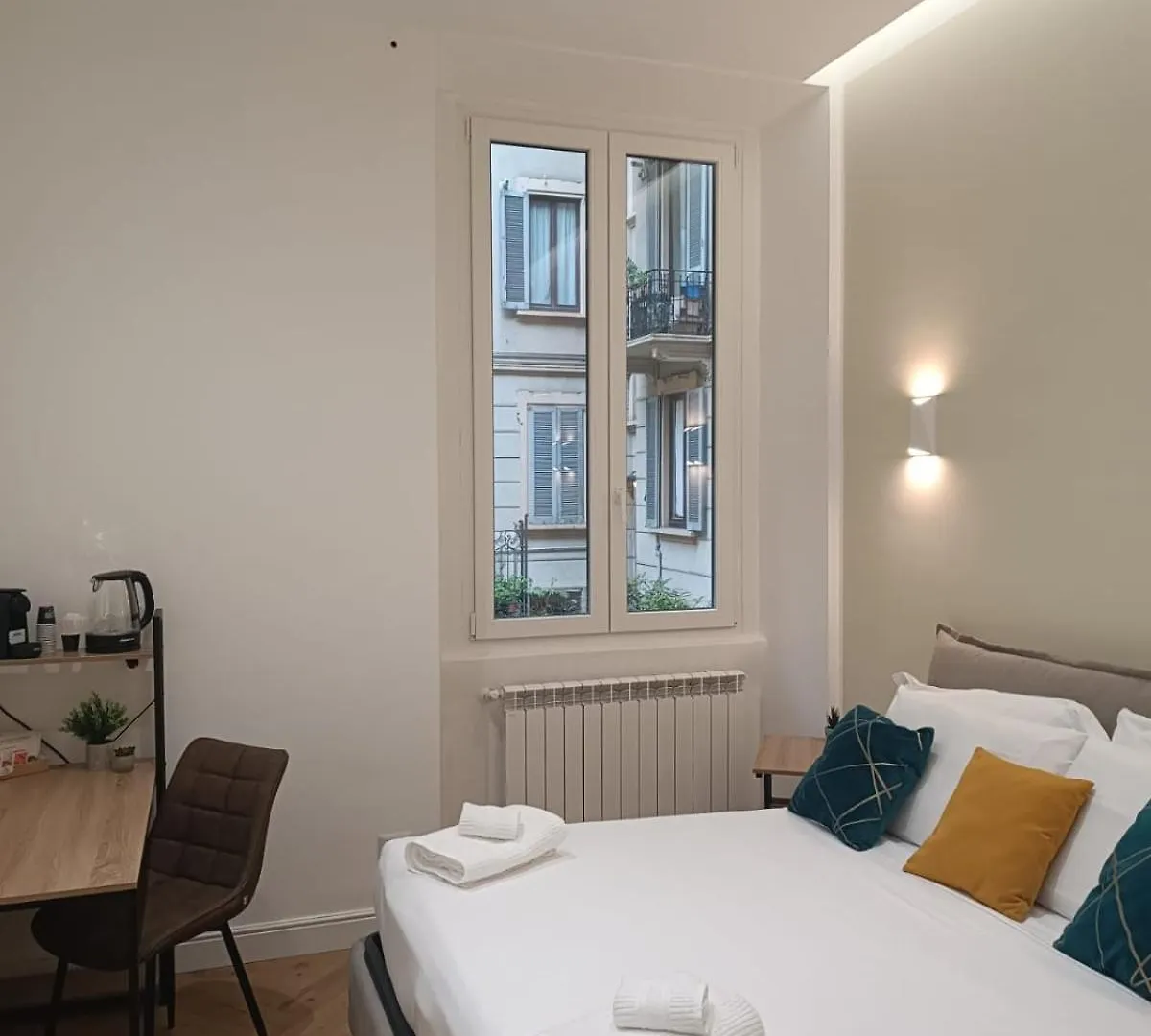 Be-C0 Centrale New Double Suite Milano 0*,