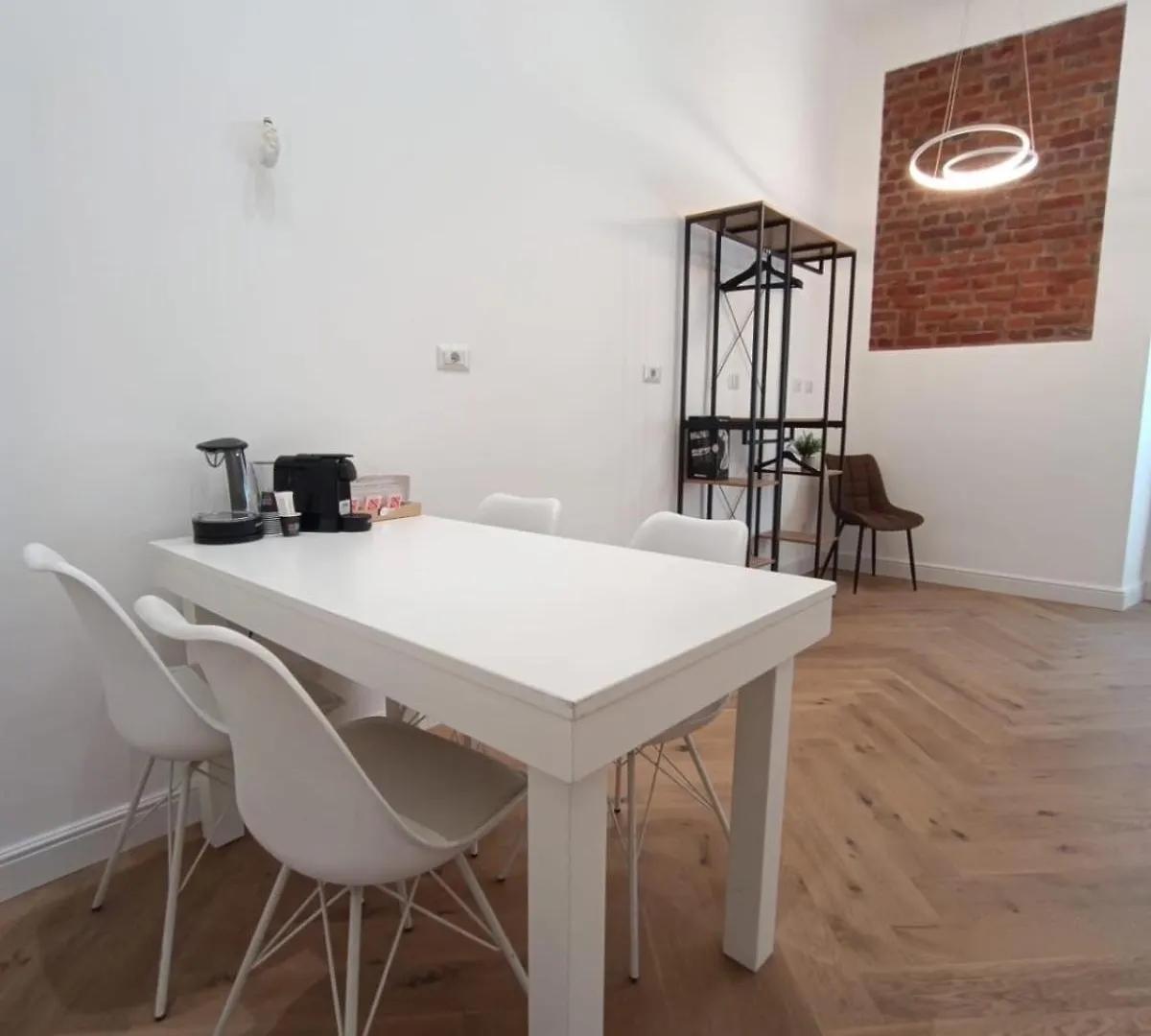 Be-C0 Centrale New Double Suite Milan